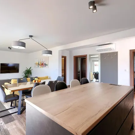 Holiday home Ani By Interhome